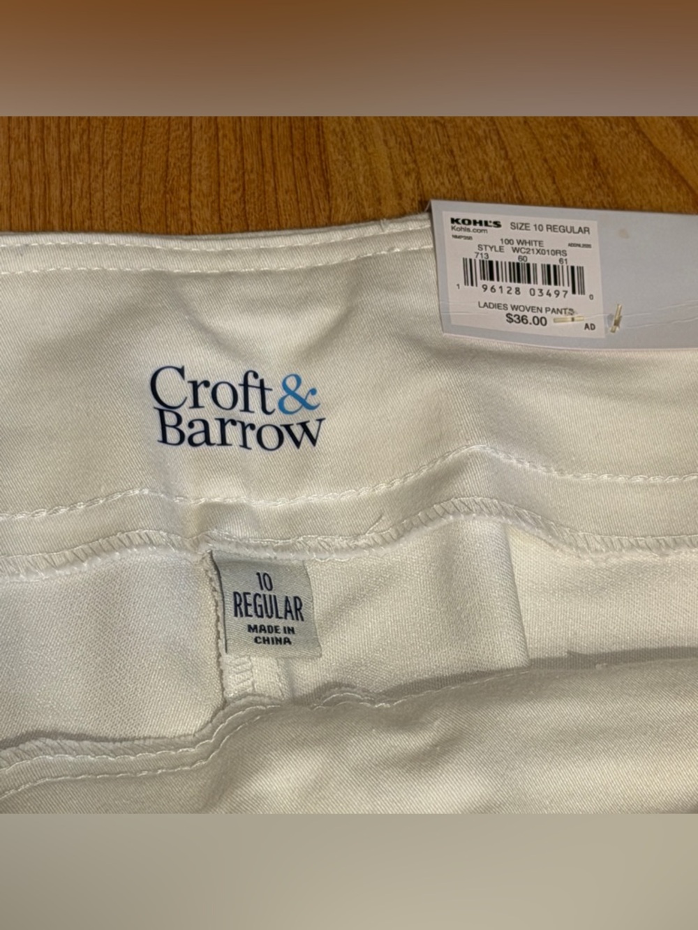 NWT Croft & Barrow Women’s Mid-Rise Elastic Waist White Capri Pants Size 10 - Picture 5 of 11